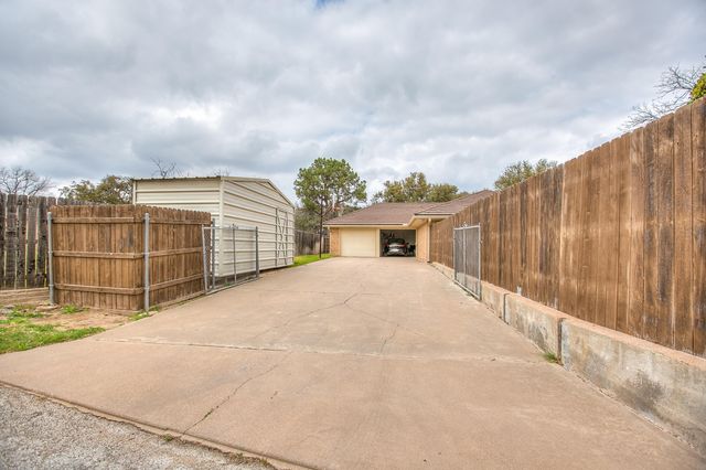 3305 Clearview Drive, San Angelo, TX 76904