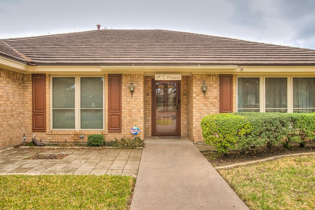 Image 31 of property listing at 3305 Clearview Drive, San Angelo, TX 76904