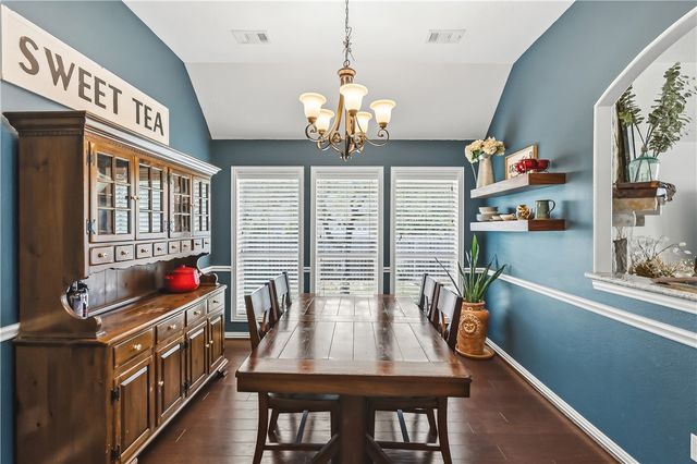 1605 Mariners Cove, College Station, TX 77845