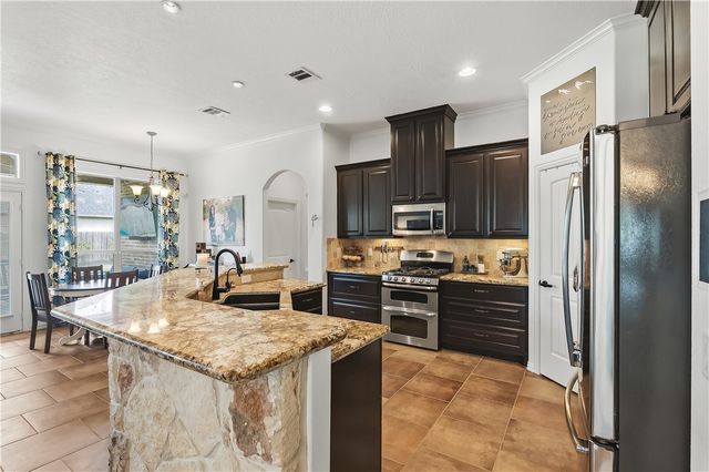 1605 Mariners Cove, College Station, TX 77845