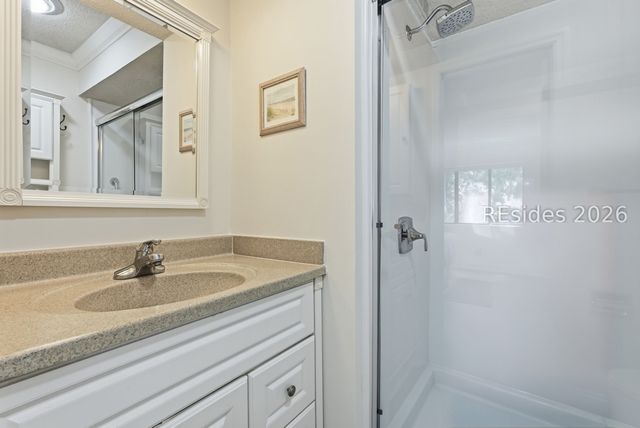 25 Deallyon Ave Apt 145, Hilton Head Island, SC 29928