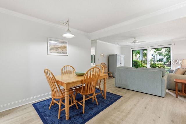 25 Deallyon Ave Apt 145, Hilton Head Island, SC 29928