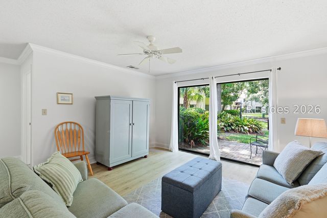 25 Deallyon Ave Apt 145, Hilton Head Island, SC 29928