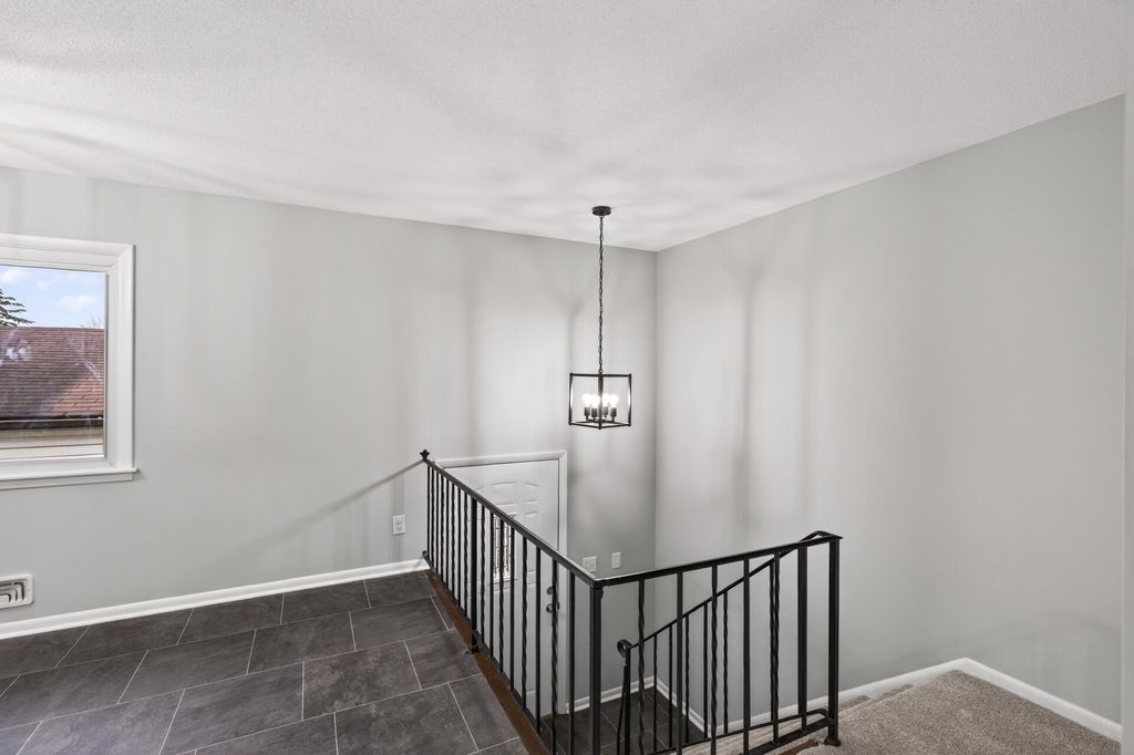 7433 142nd Street Court, Apple Valley, MN 55124 — photo 4