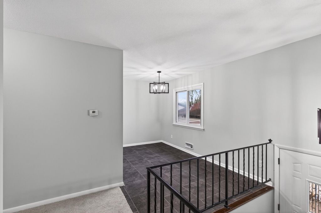 7433 142nd Street Court, Apple Valley, MN 55124 — photo 5