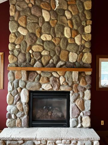 3287 E Old State Road, Guilderland, NY 12303