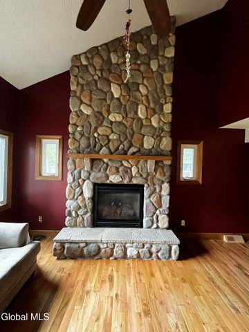 3287 E Old State Road, Guilderland, NY 12303