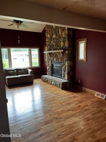 3287 E Old State Road, Guilderland, NY 12303