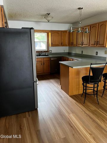 3287 E Old State Road, Guilderland, NY 12303