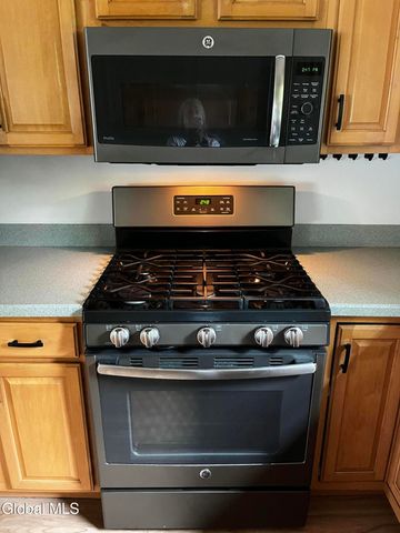 3287 E Old State Road, Guilderland, NY 12303