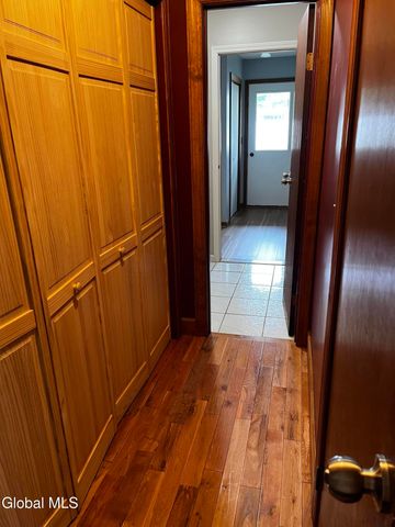 3287 E Old State Road, Guilderland, NY 12303