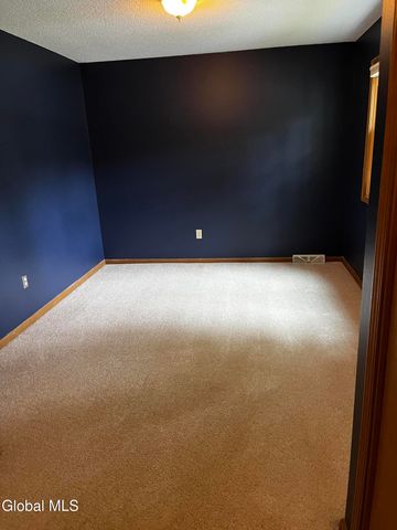 3287 E Old State Road, Guilderland, NY 12303