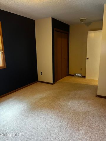 3287 E Old State Road, Guilderland, NY 12303