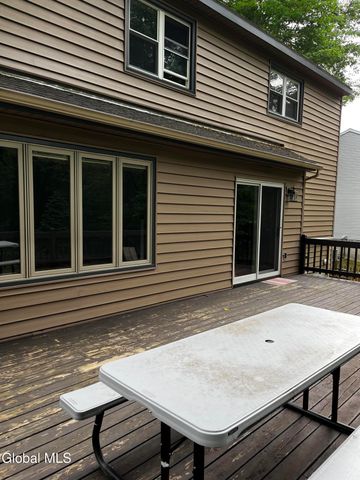 3287 E Old State Road, Guilderland, NY 12303
