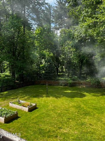 3287 E Old State Road, Guilderland, NY 12303
