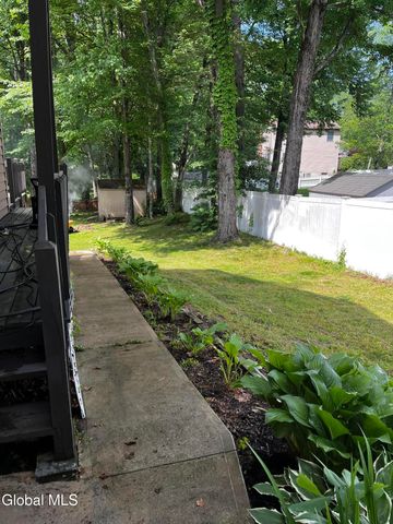 3287 E Old State Road, Guilderland, NY 12303