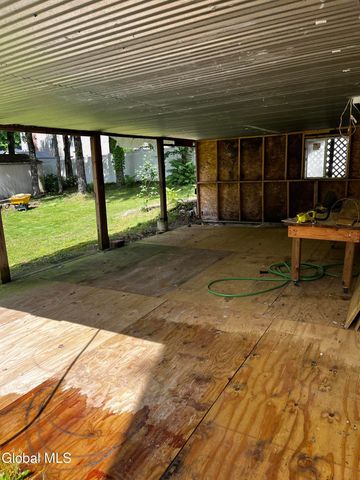 3287 E Old State Road, Guilderland, NY 12303