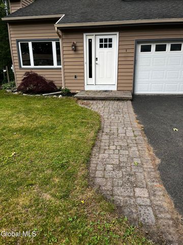 3287 E Old State Road, Guilderland, NY 12303