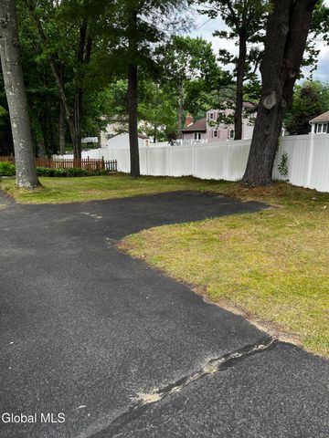 3287 E Old State Road, Guilderland, NY 12303