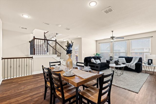 2660 Venice Drive 5, Grand Prairie, TX 75054