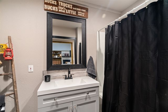 245 County Road 4921, Leonard, TX 75452