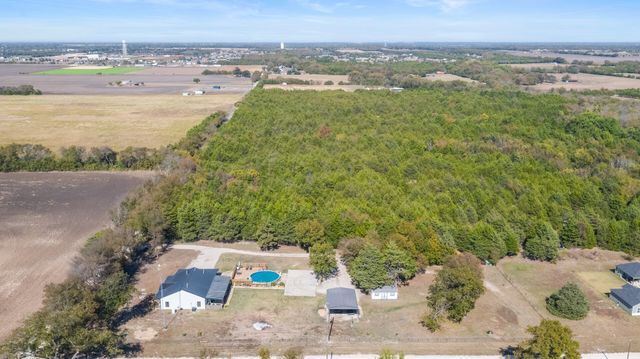 245 County Road 4921, Leonard, TX 75452