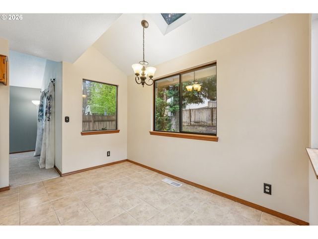 17709 Sw JANELL Ct, Beaverton, OR 97003