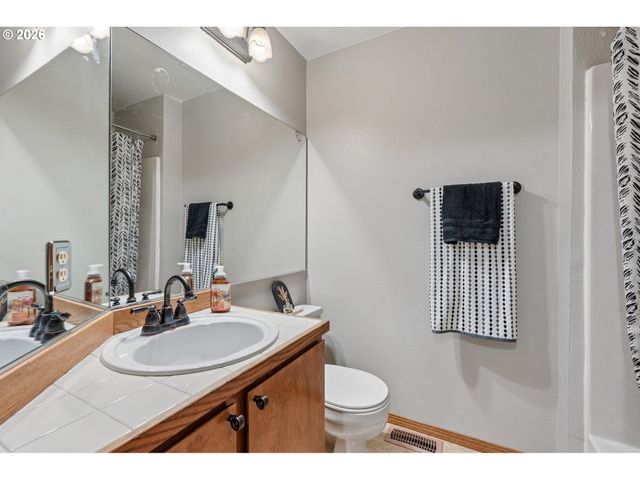 17709 Sw JANELL Ct, Beaverton, OR 97003