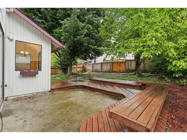 17709 Sw JANELL Ct, Beaverton, OR 97003