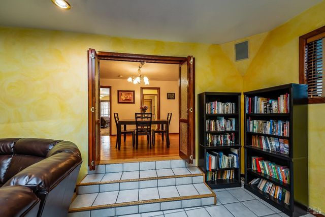 1096 W Standley St, Ukiah, CA 95482