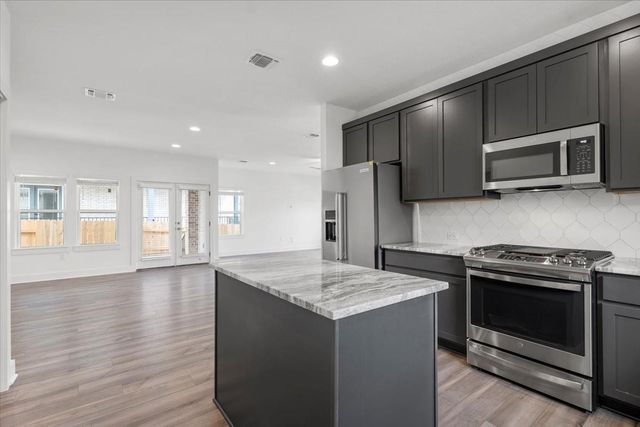 7912 Ella Lee LN, Austin, TX 78744