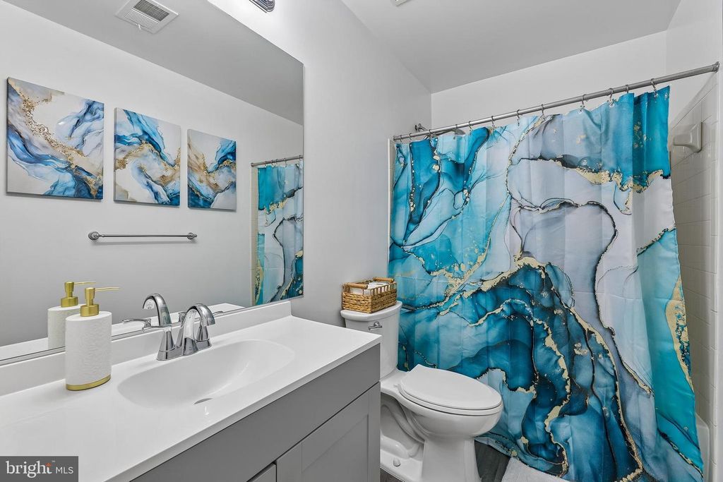 Image 27 of property listing at 15628 CHADSEY LN, Brandywine, MD 20613
