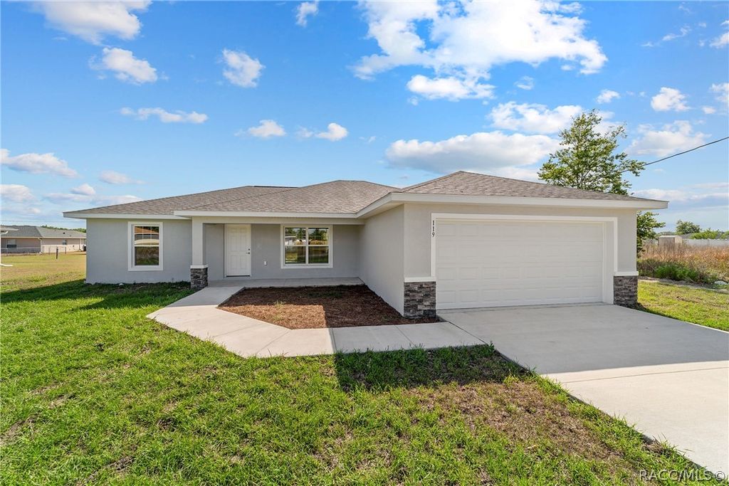 7866 N Manville Road, Citrus Springs, FL 34434