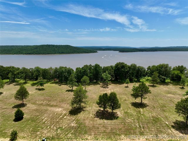 21 Kathy Lane, Eufaula, OK 74432
