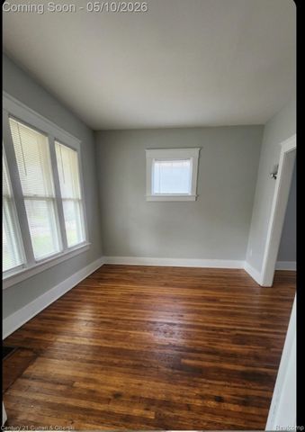 18402 Revere St, Detroit, MI 48234