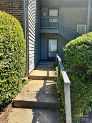 4936 Sardis Road A, Charlotte, NC 28270