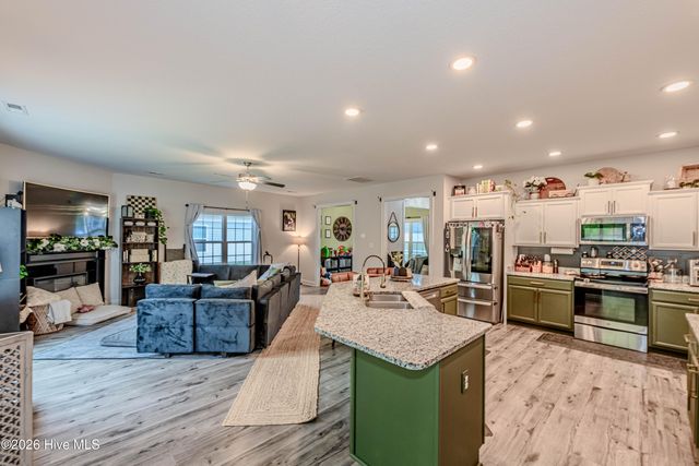 464 Water Wagon Trail, Jacksonville, NC 28546