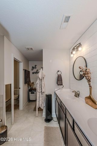 464 Water Wagon Trail, Jacksonville, NC 28546