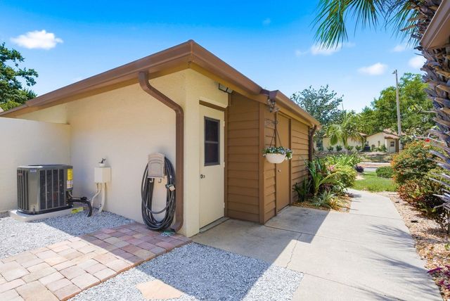 1906 WESTLEY STREET, Safety Harbor, FL 34695