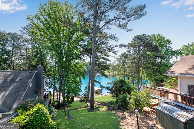 6381 Lakeview Drive, Buford, GA 30518