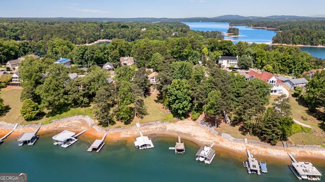 6381 Lakeview Drive, Buford, GA 30518