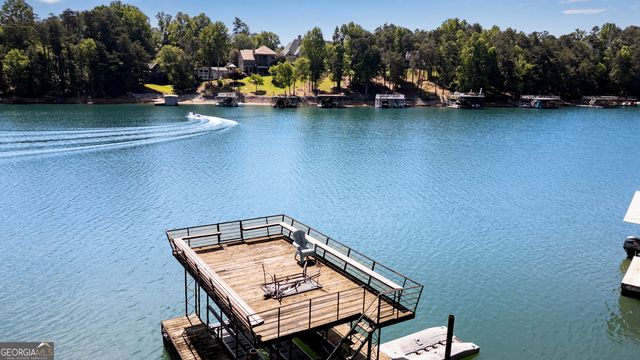 6381 Lakeview Drive, Buford, GA 30518