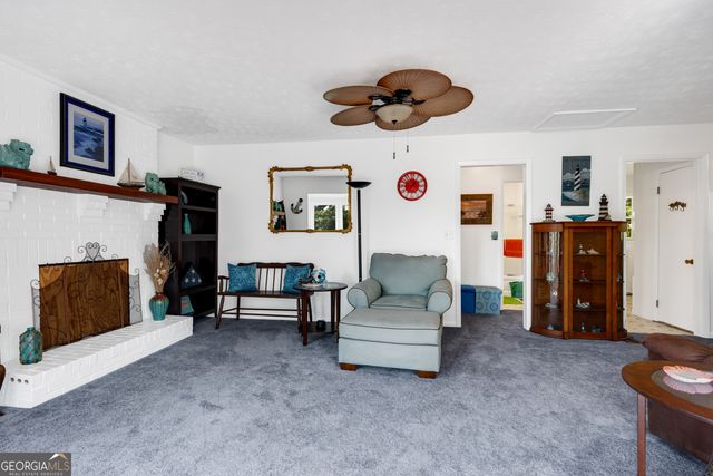 6381 Lakeview Drive, Buford, GA 30518