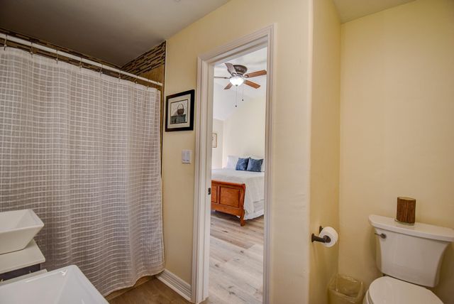 21 Alexander Court, Angleton, TX 77515