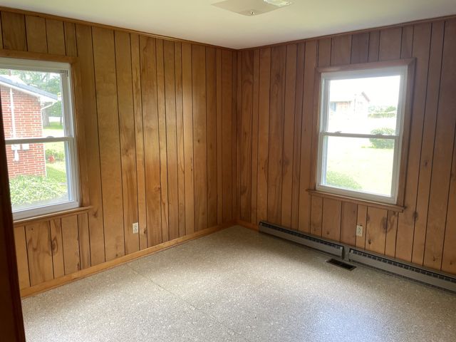 135 Bel Aire Dr, Winchester, TN 37398