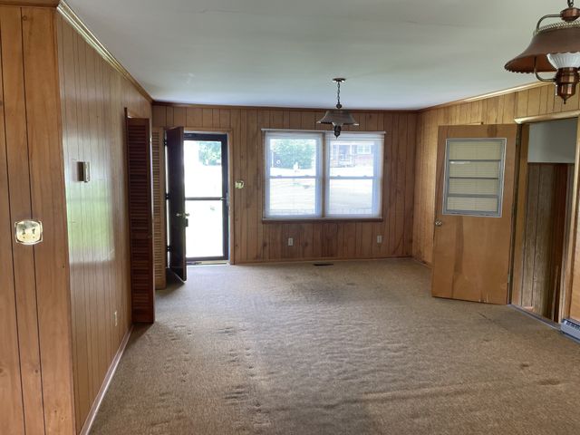 135 Bel Aire Dr, Winchester, TN 37398