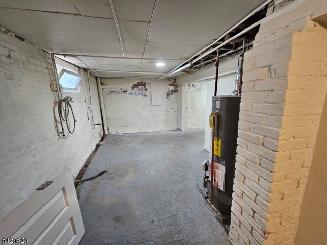 420 John St, Plainfield City, NJ 07060