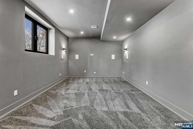 83 Falcon Road, Livingston, NJ 07039