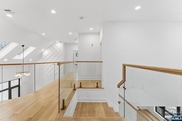 83 Falcon Road, Livingston, NJ 07039