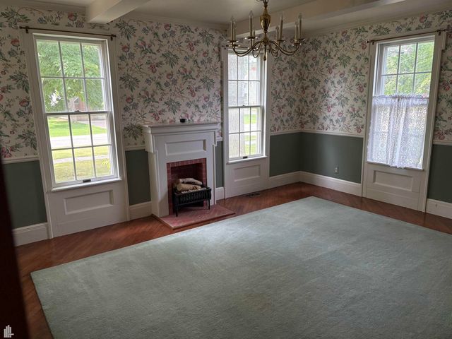 144 N Washington, Lake Orion, MI 48362